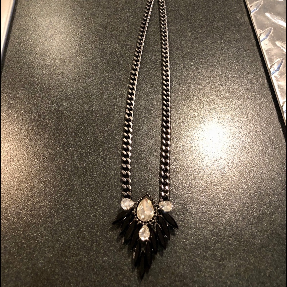 Necklace with adjustable length